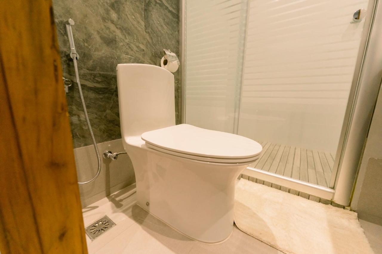 Madonna Hometel And Suites New Pandan Panabo Dış mekan fotoğraf